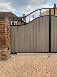 certified-country-property-installer-of-electric-gates-big-0